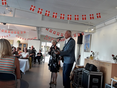 keld og hilda underholder til husets 50 års fødselsdag keld og hilda underholder til husets 50 års fødselsdag